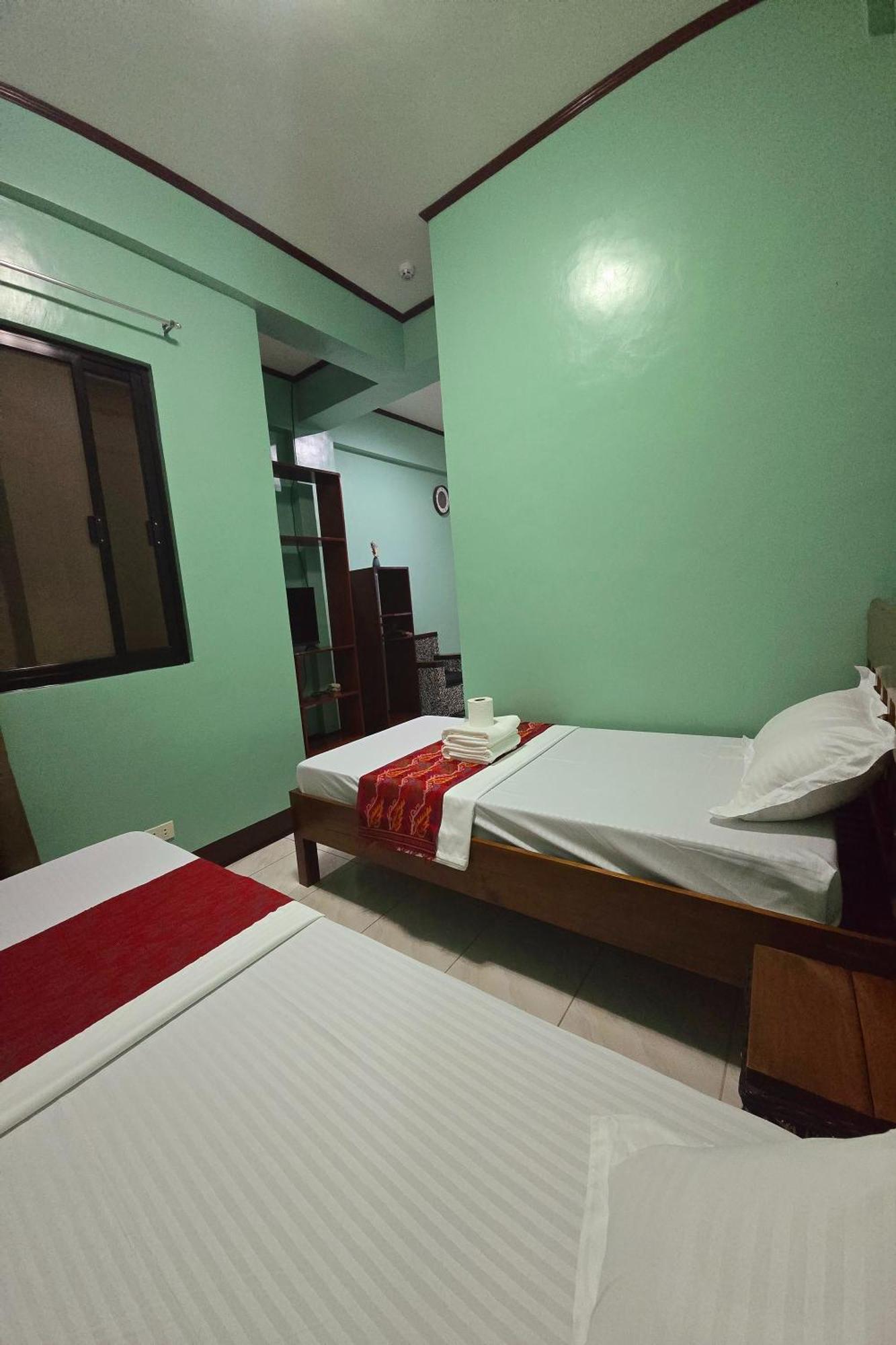 Nober Pension House City Center Puerto Princesa Zewnętrze zdjęcie