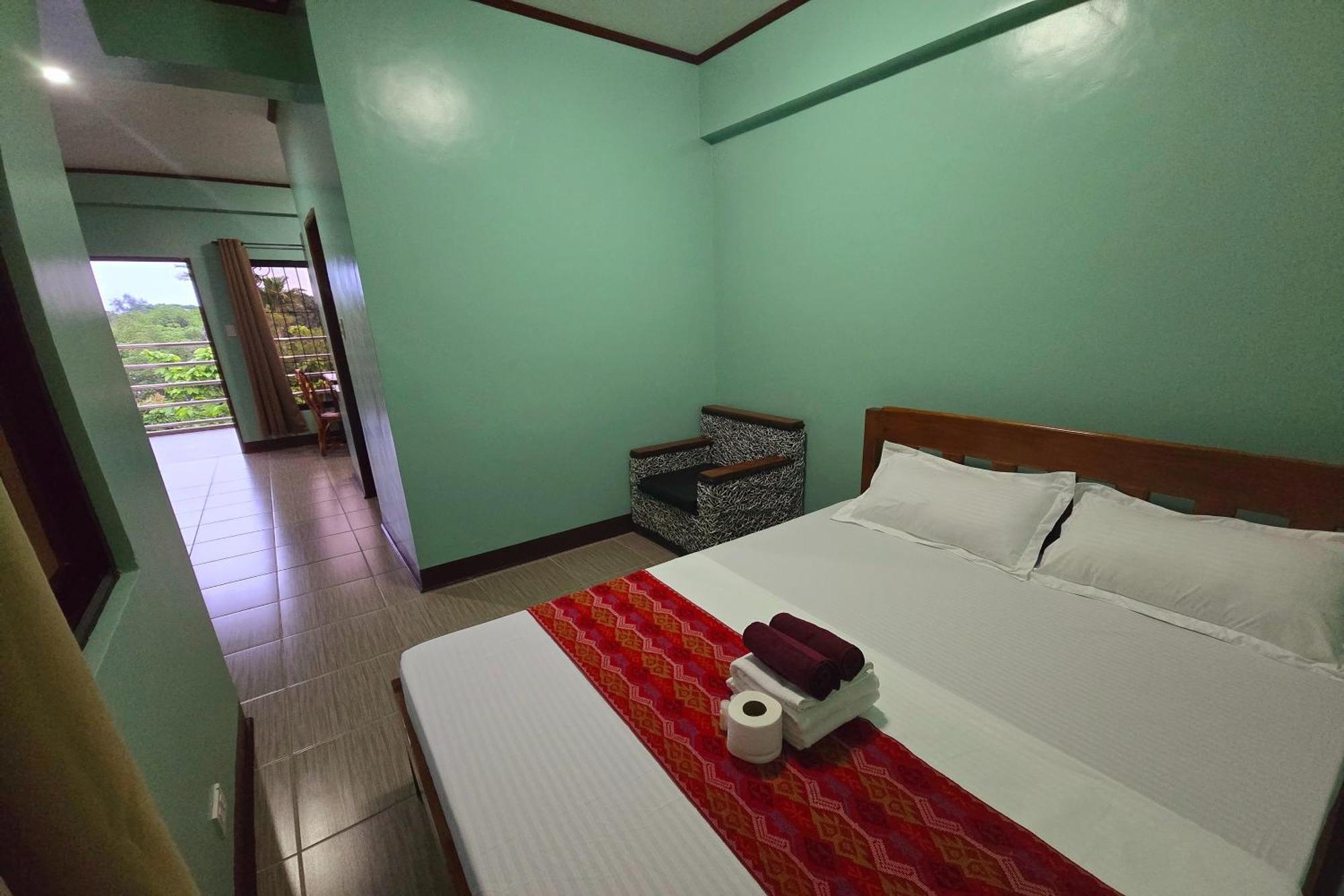Nober Pension House City Center Puerto Princesa Zewnętrze zdjęcie