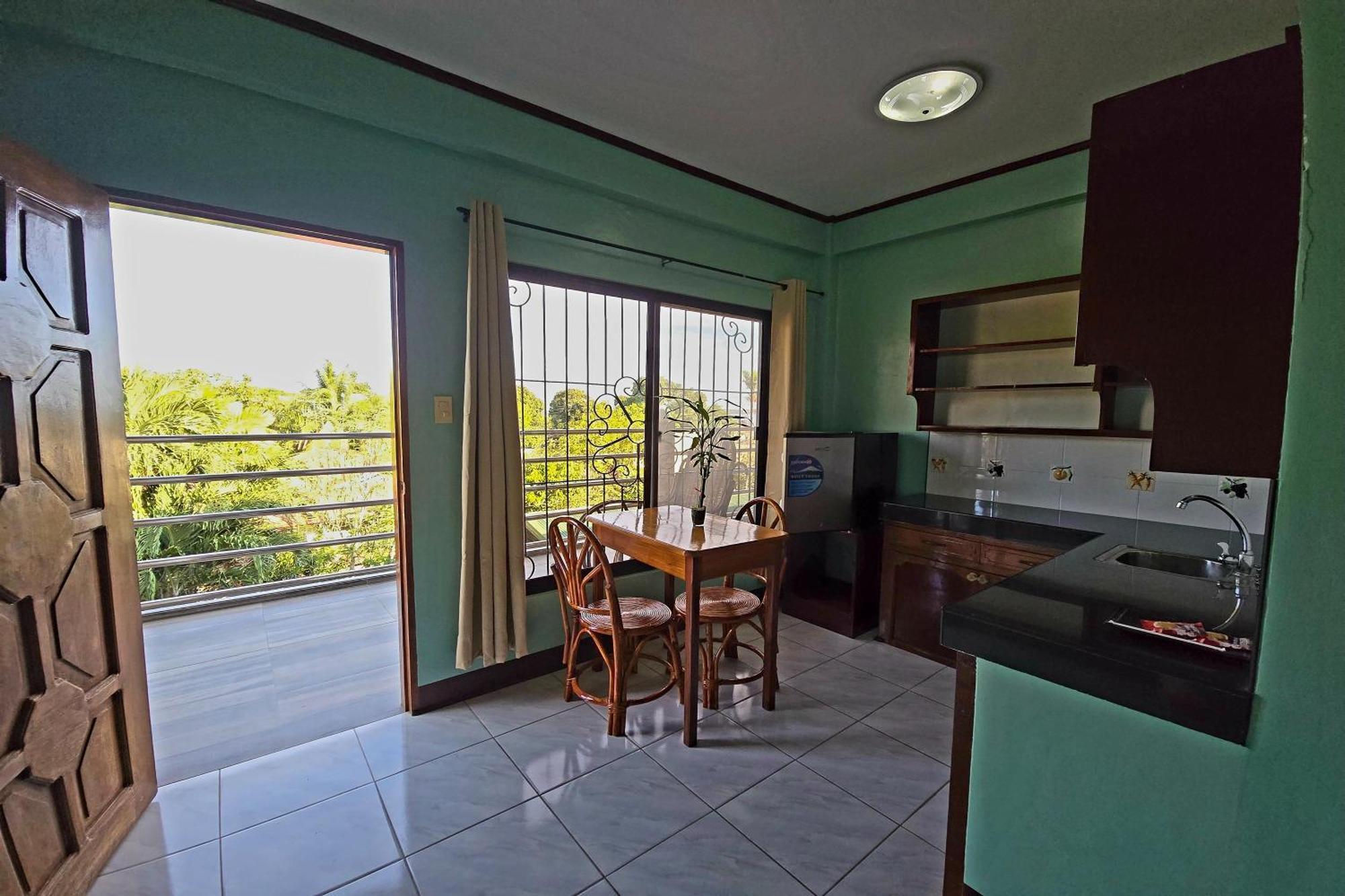 Nober Pension House City Center Puerto Princesa Zewnętrze zdjęcie