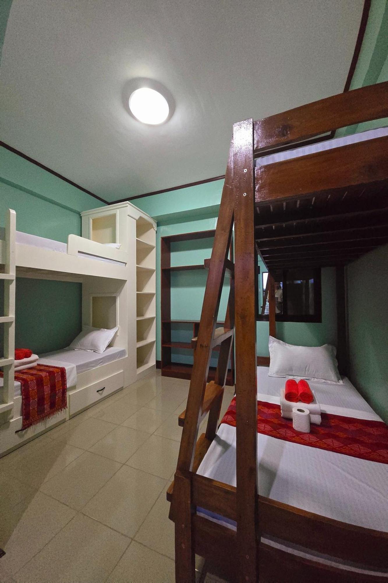 Nober Pension House City Center Puerto Princesa Zewnętrze zdjęcie