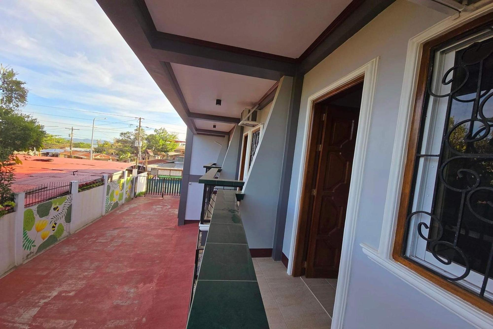Nober Pension House City Center Puerto Princesa Zewnętrze zdjęcie