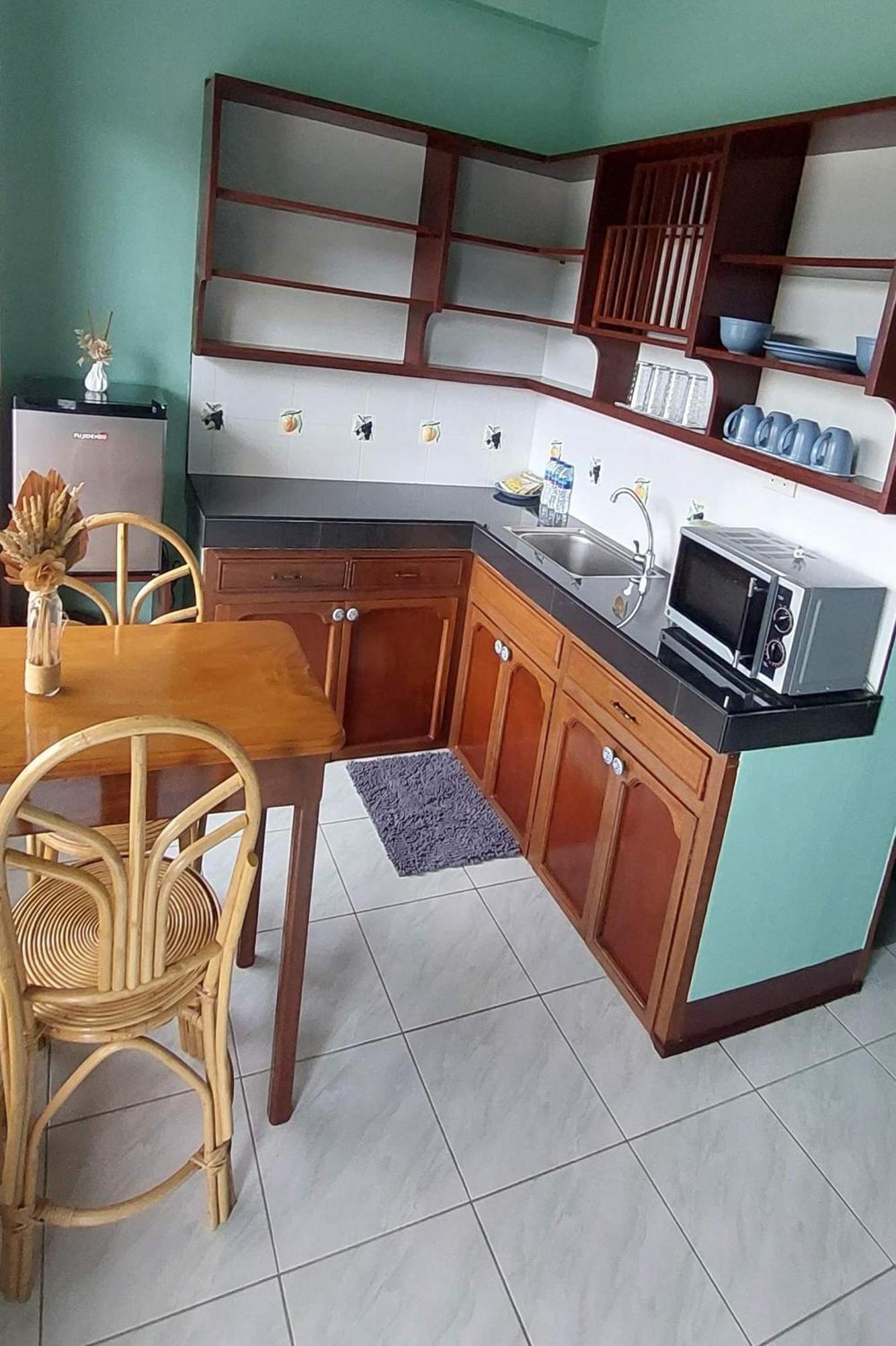 Nober Pension House City Center Puerto Princesa Zewnętrze zdjęcie