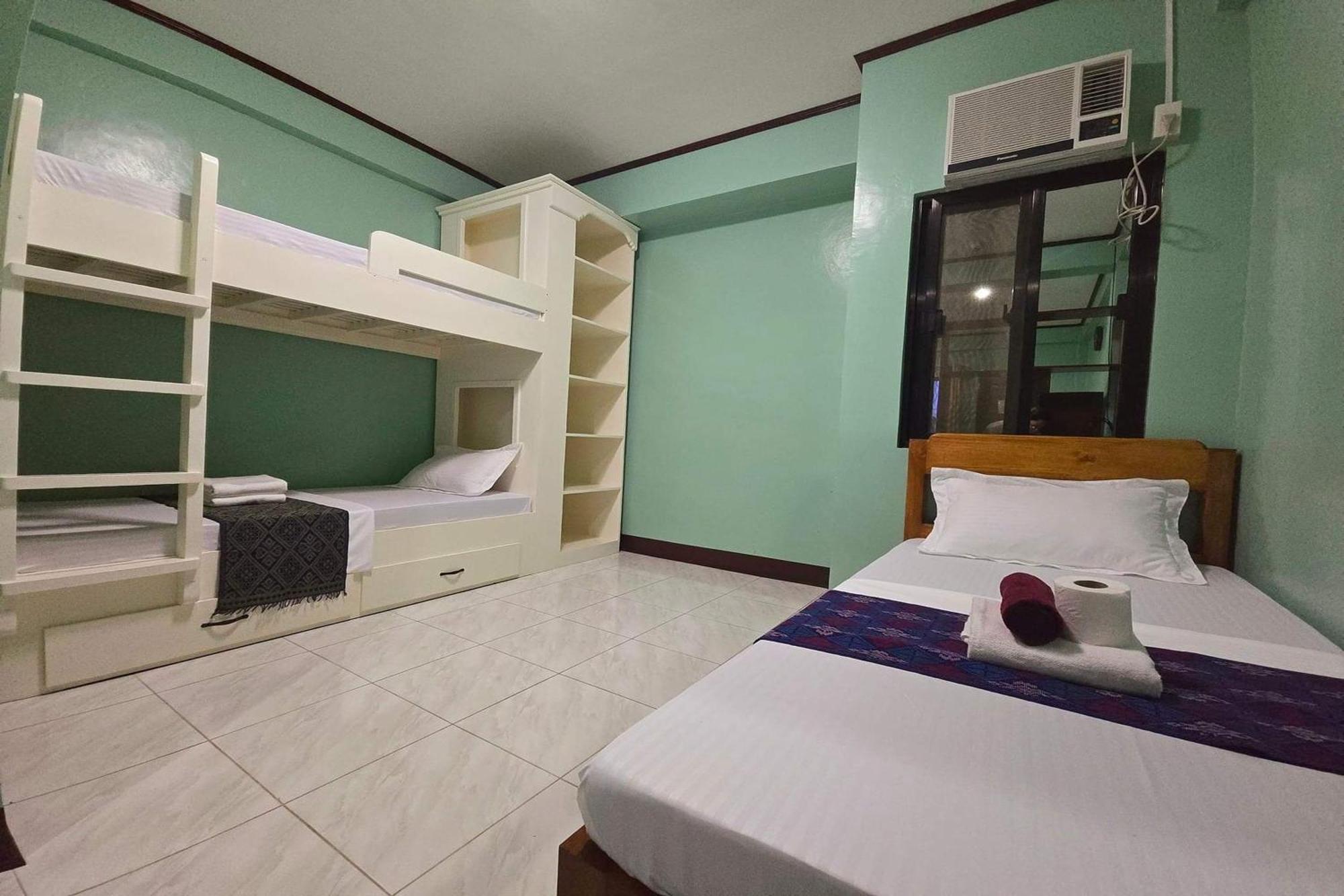 Nober Pension House City Center Puerto Princesa Zewnętrze zdjęcie