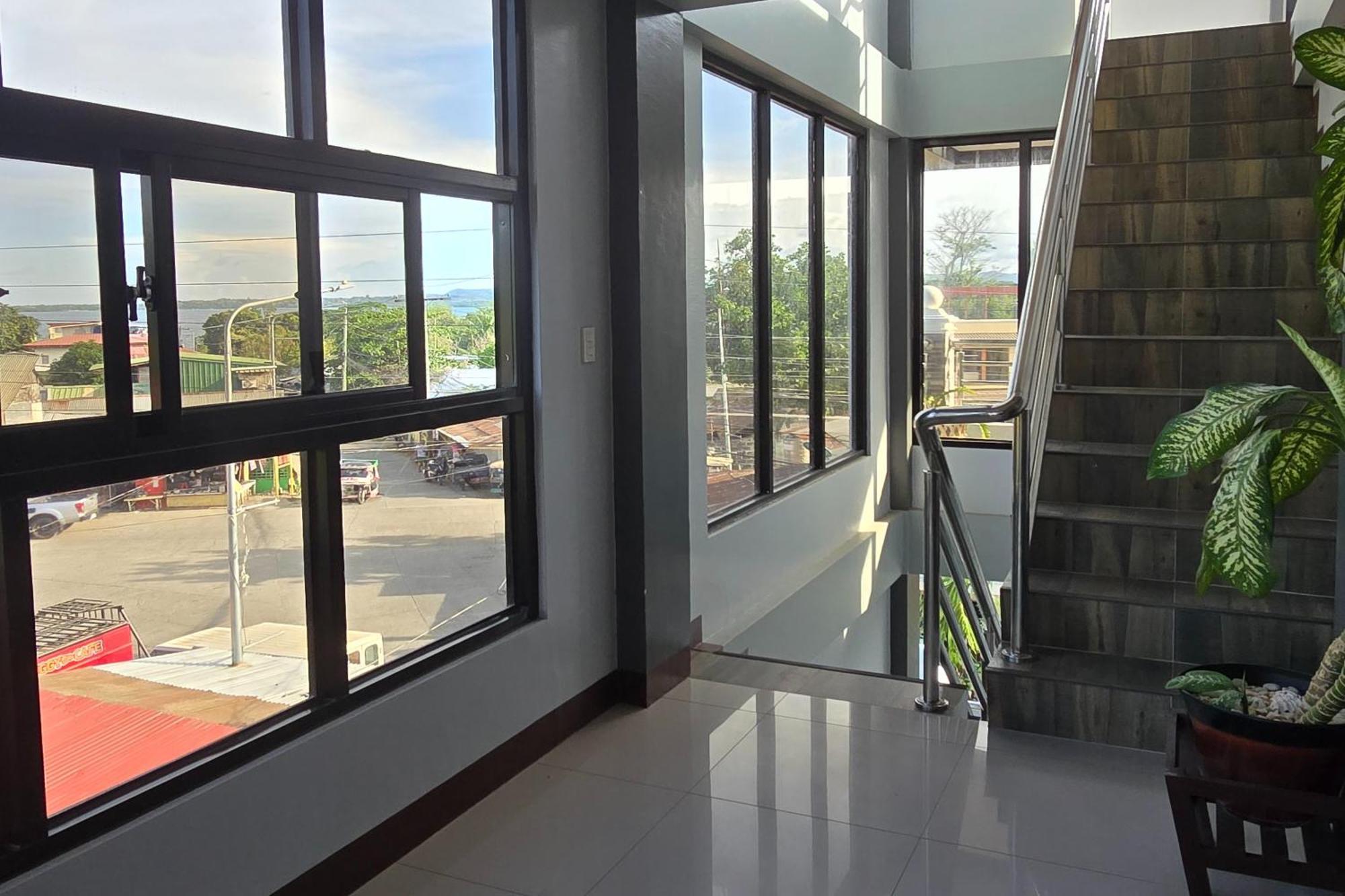 Nober Pension House City Center Puerto Princesa Zewnętrze zdjęcie