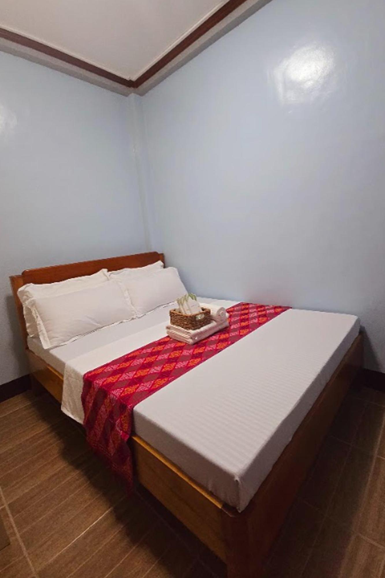 Nober Pension House City Center Puerto Princesa Zewnętrze zdjęcie