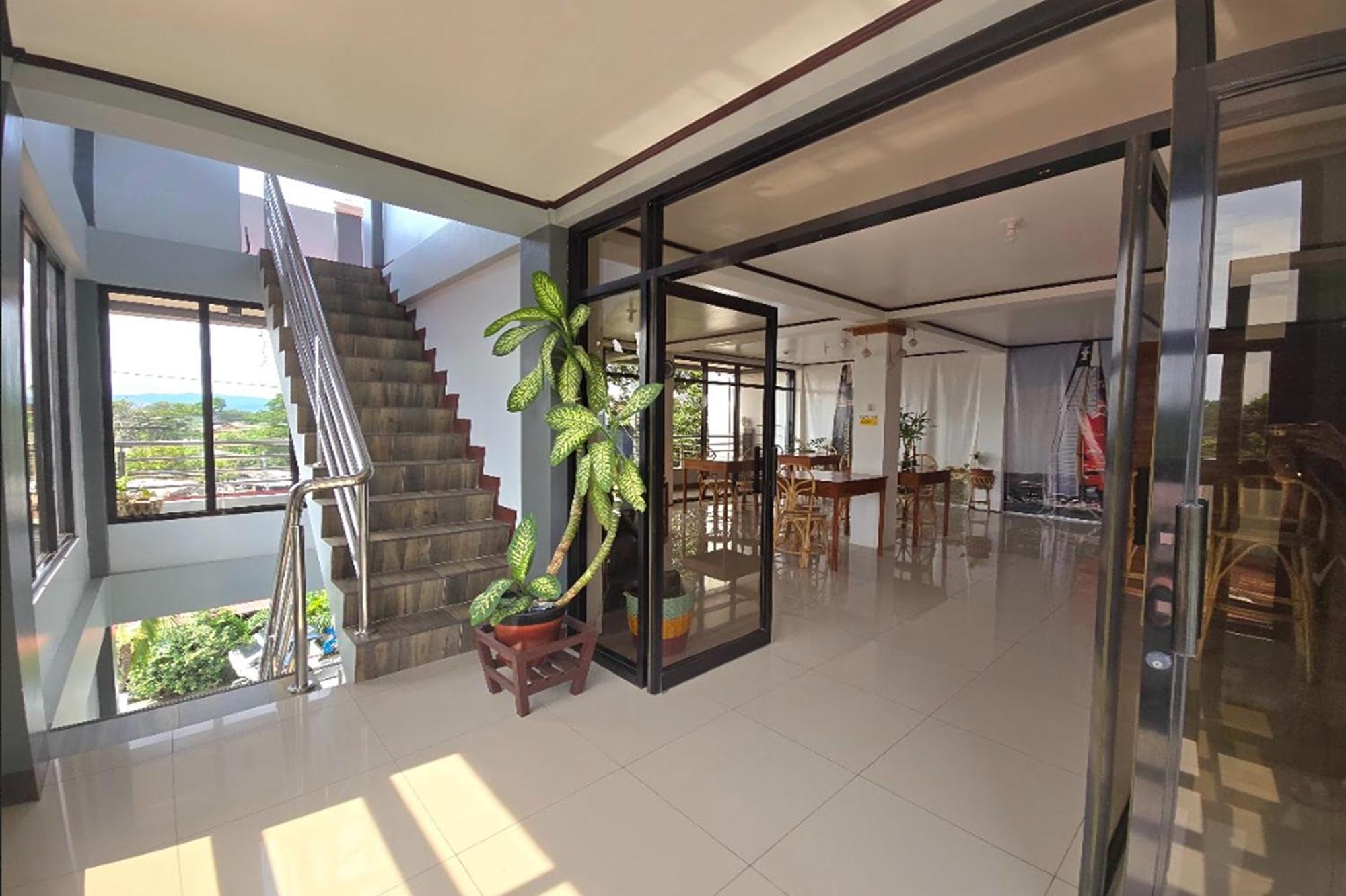 Nober Pension House City Center Puerto Princesa Zewnętrze zdjęcie