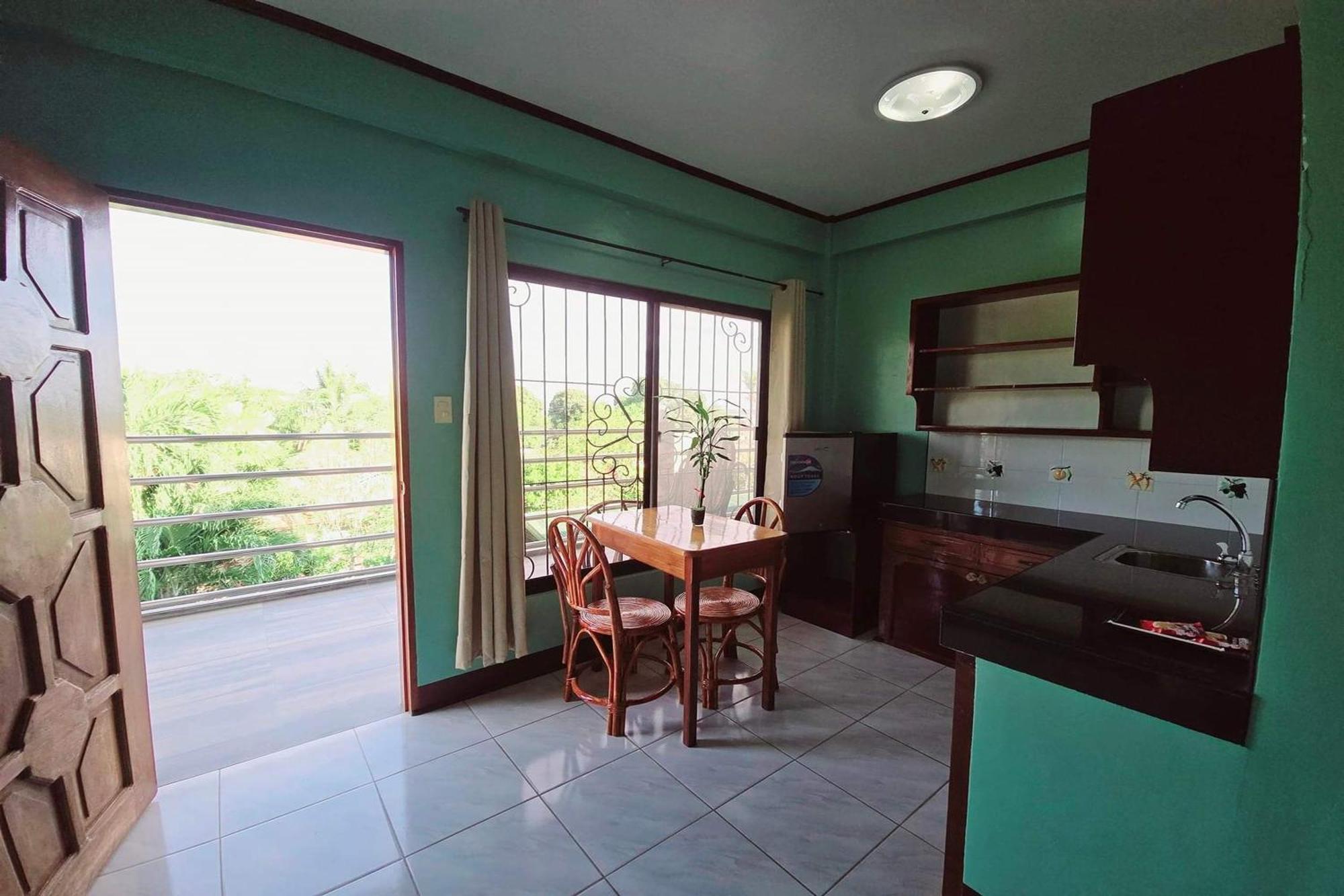Nober Pension House City Center Puerto Princesa Zewnętrze zdjęcie