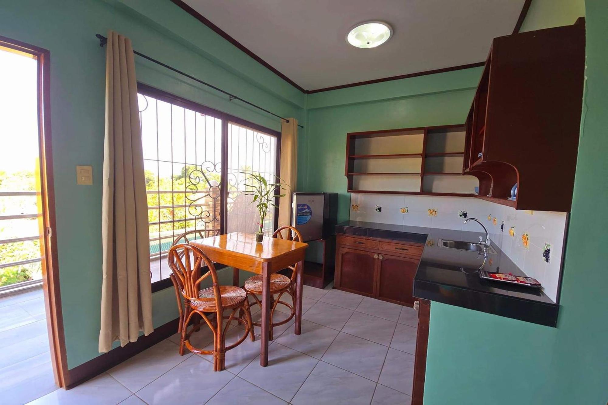 Nober Pension House City Center Puerto Princesa Zewnętrze zdjęcie