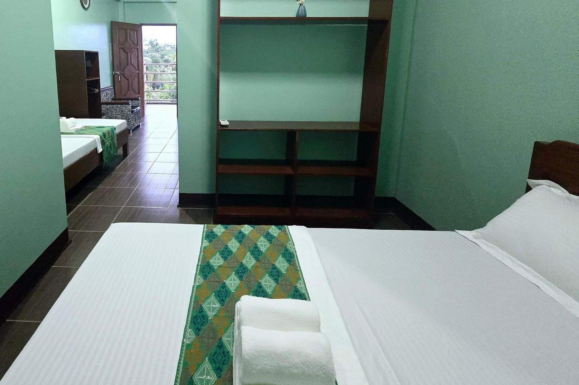 Nober Pension House City Center Puerto Princesa Zewnętrze zdjęcie